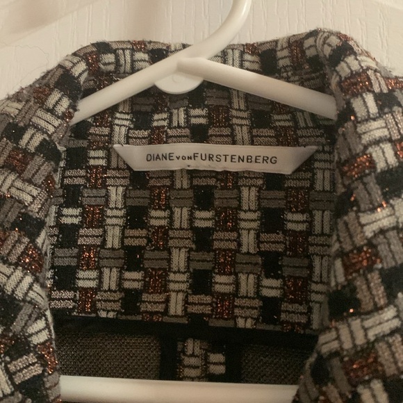 🔥 DVF Blazer - Picture 2 of 5